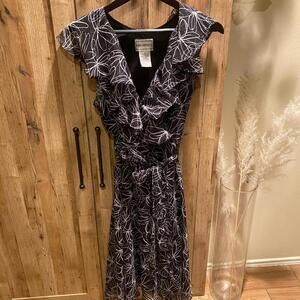 Black and white flowy dress